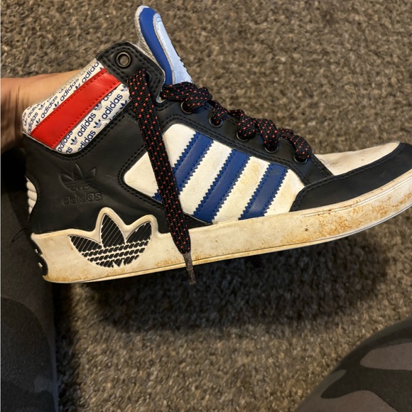 Adidas High-Top Sneakers with Red and Blue Accents - Picture 1 of 6